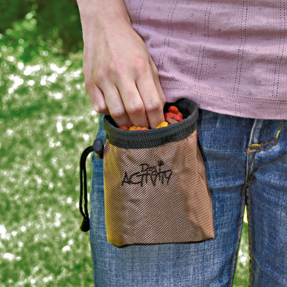 http://www.4animals.cz/inshop/Catalogue/Products/velky/sacekpamlsky1-b.jpg